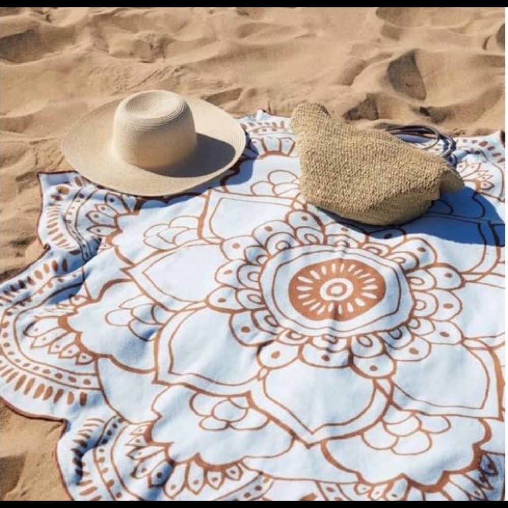 Vix Paula Hermanny Lotus Towel